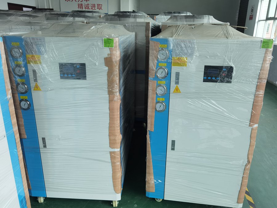 70340883.jpg 70340883.jpg