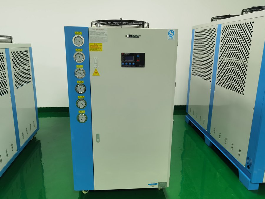 風冷冷水機 風冷冷水機