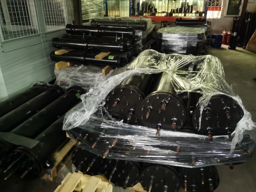 螺桿式冷水機 螺桿式冷水機